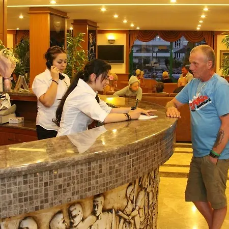Esra Family Otel 3*